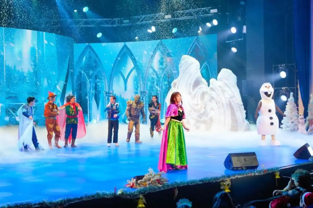 400 столичных детей побывали на новогодней ёлке