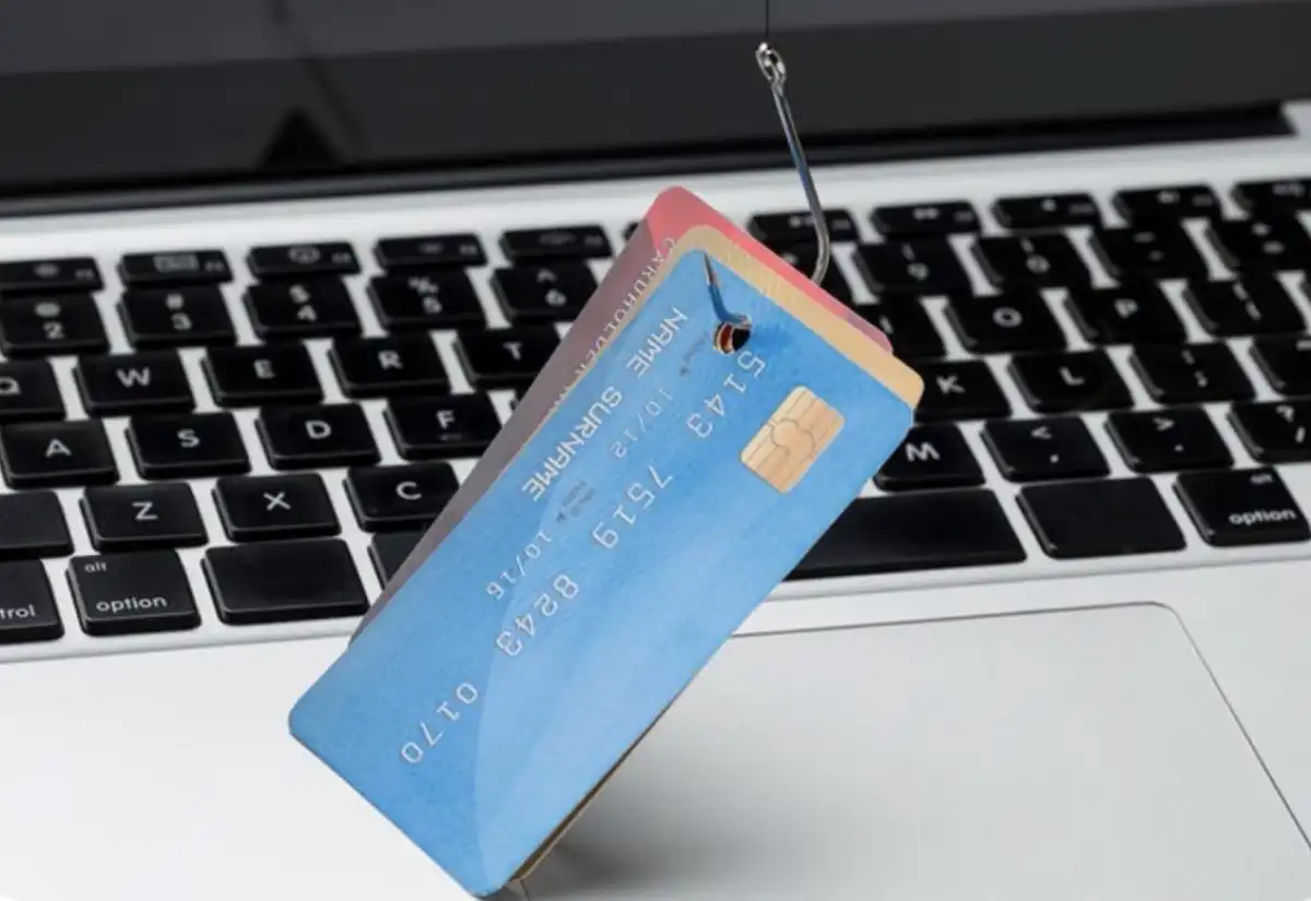 «Тихий захват WhatsApp» без взлома и следов: о новой схеме фишинга предупредила Генпрокуратура