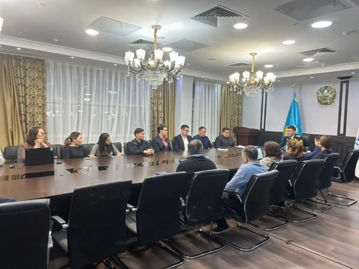 Столичному трудовому коллективу рассказали о защите от интернет-мошенничества