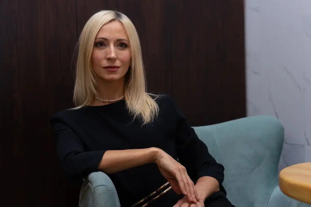 «Главное богатство страны — люди»: новогоднее обращение актрисы Светланы Фортуны