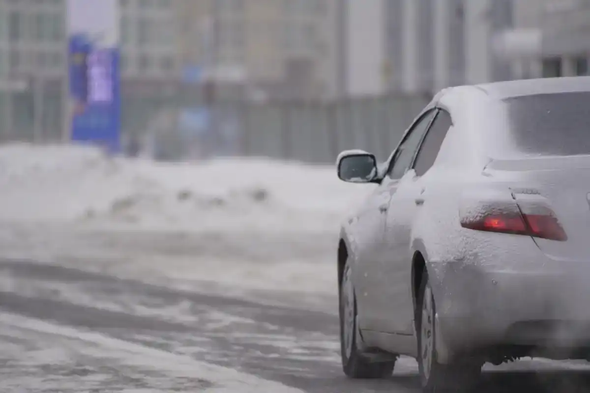 Казахстанцев предупредили о непогоде в новогодние дни