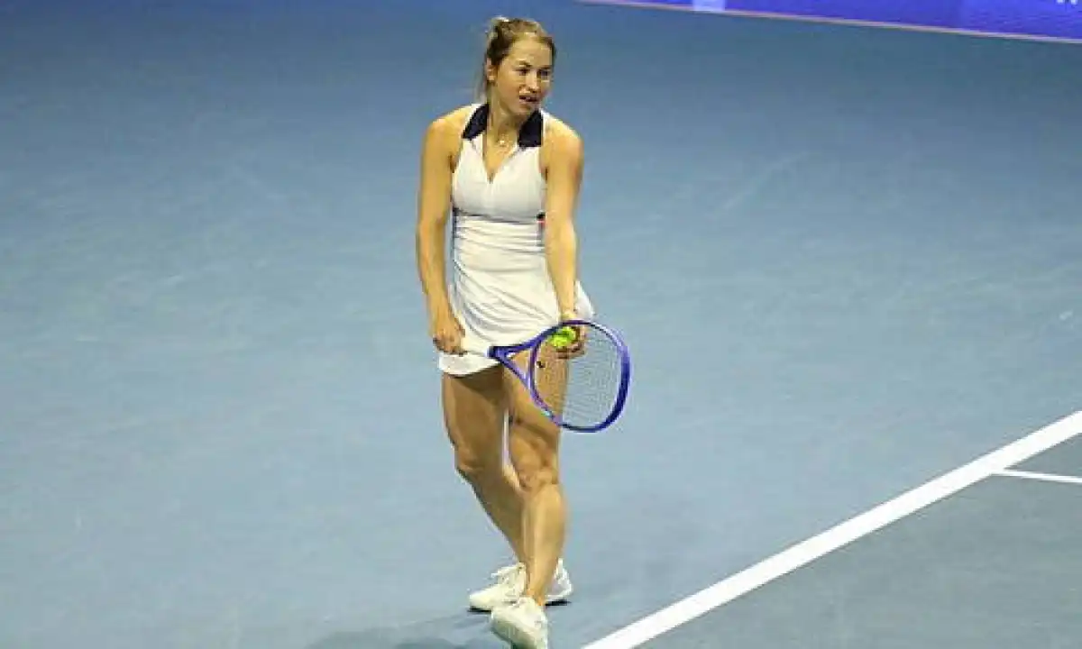 Юлия Путинцева с уверенной победы стартовала на турнире в Австралии