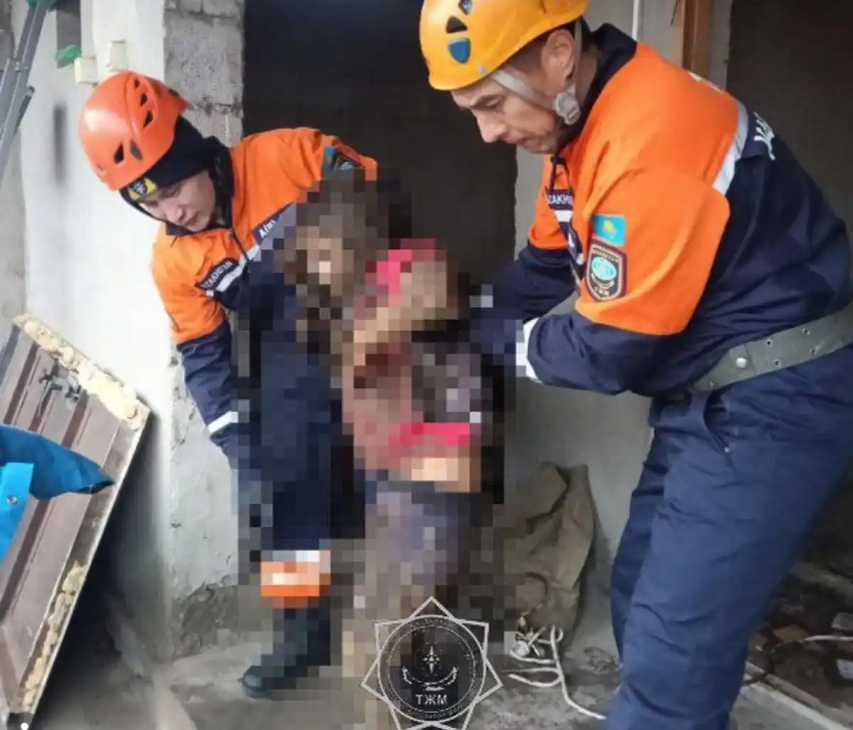 11-летняя девочка оказалась в яме уличного туалета в Жамбылской области