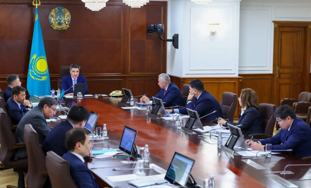 Бектенов: Президент ставит перед нами задачу нарастить динамику с акцентом на долгосрочный результат