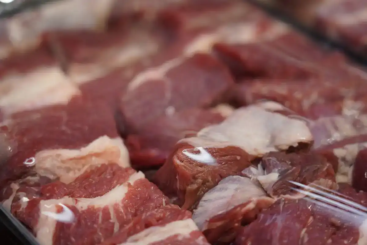 Введенные ограничения на экспорт говядины разъяснили в Минсельхозе