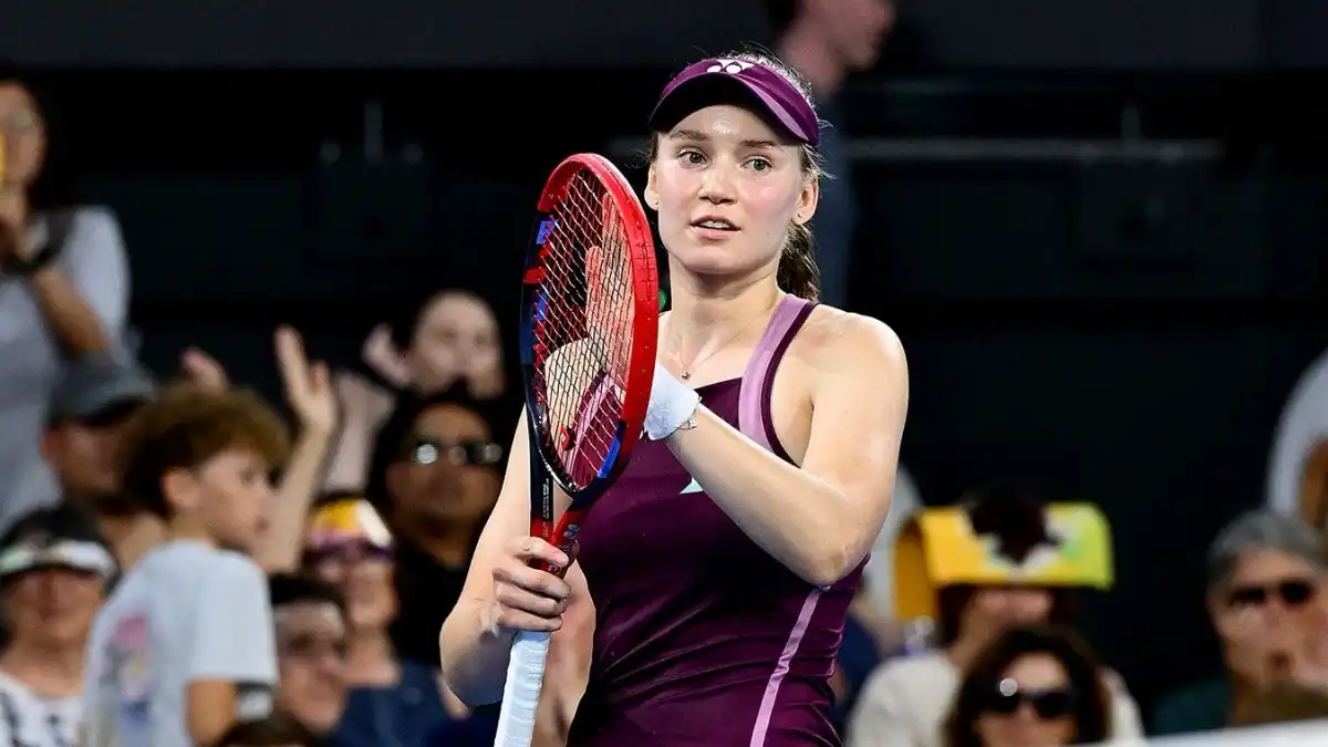 Елена Рыбакина вышла в четвертьфинал турнира WTA 500 в Брисбене