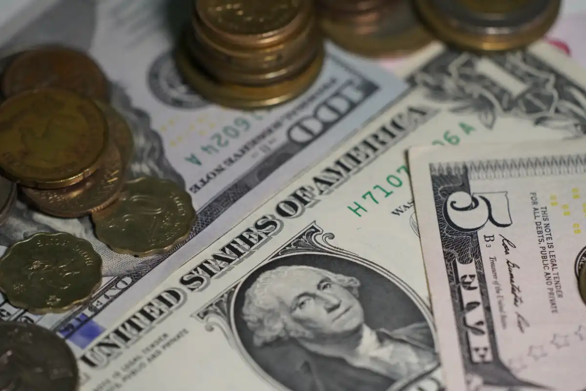 Курс валют в обменниках Астаны на 14 января