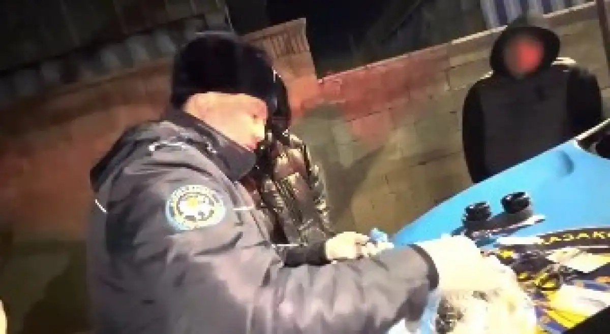 19-летнего наркозакладчика задержали в Алматы