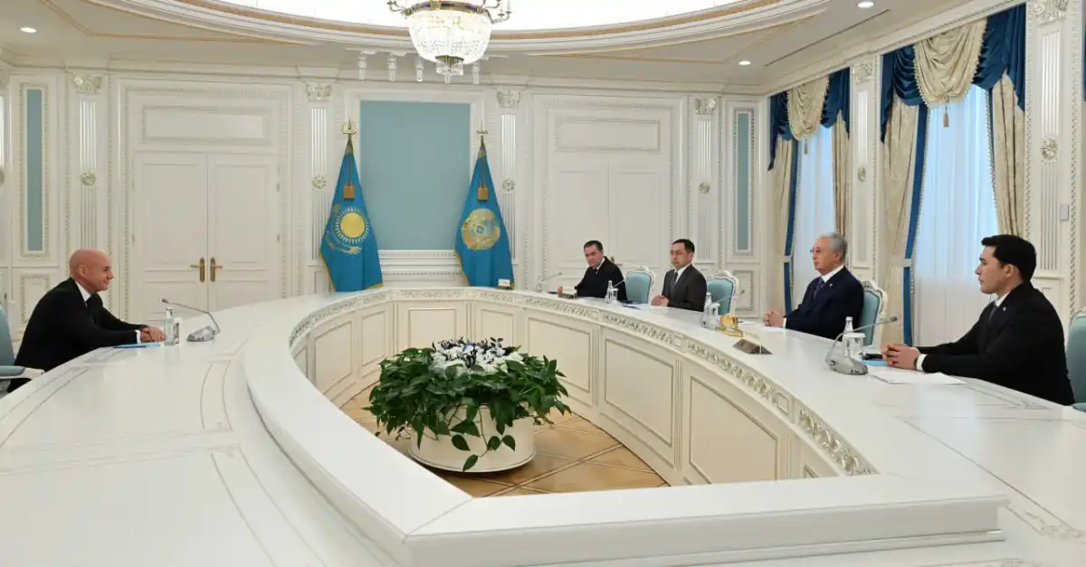 Президент принял главу Международной федерации лыжного спорта и сноуборда