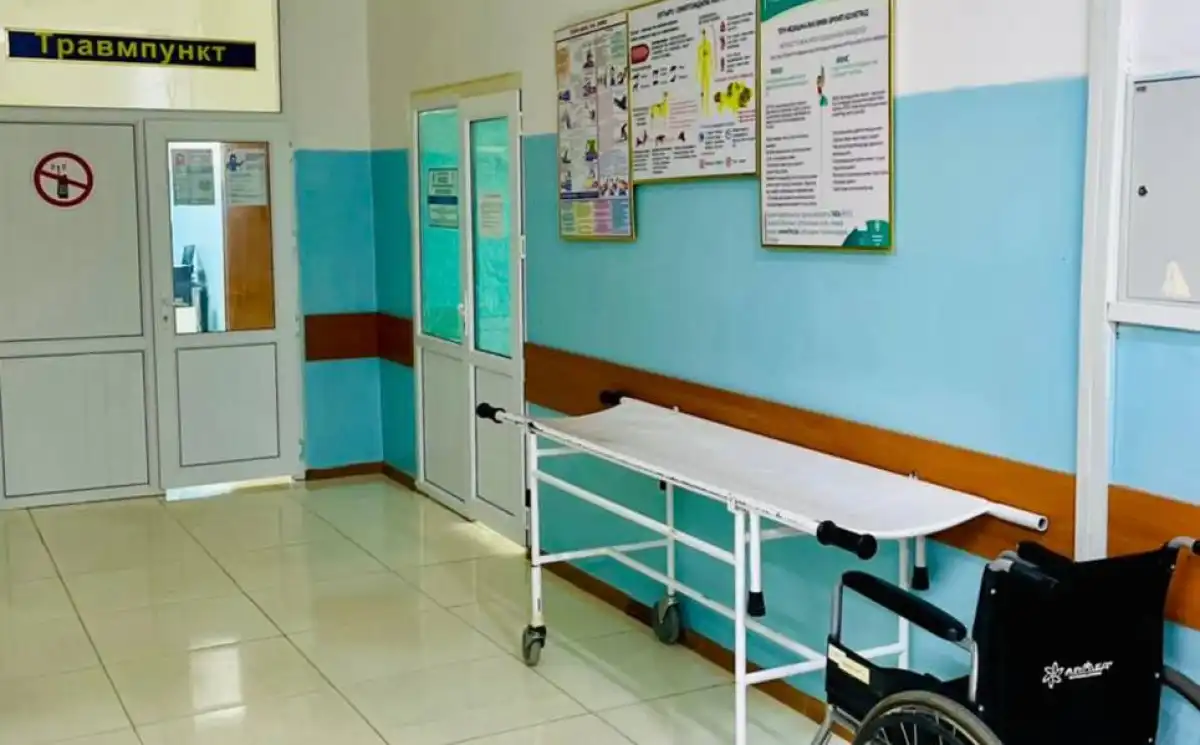 Группу врачей направили на помощь пострадавшим при опрокидывании автобуса в Мангистау