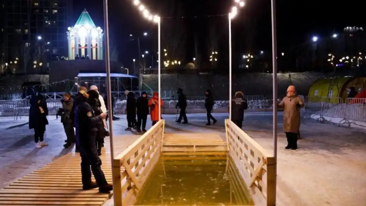 МЧС Казахстана напомнило правила безопасного Крещенского купания