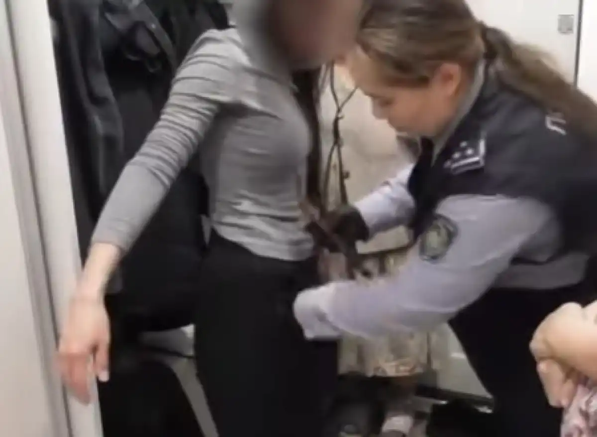 Домохозяйка в Астане наладила наркоторговлю из дома