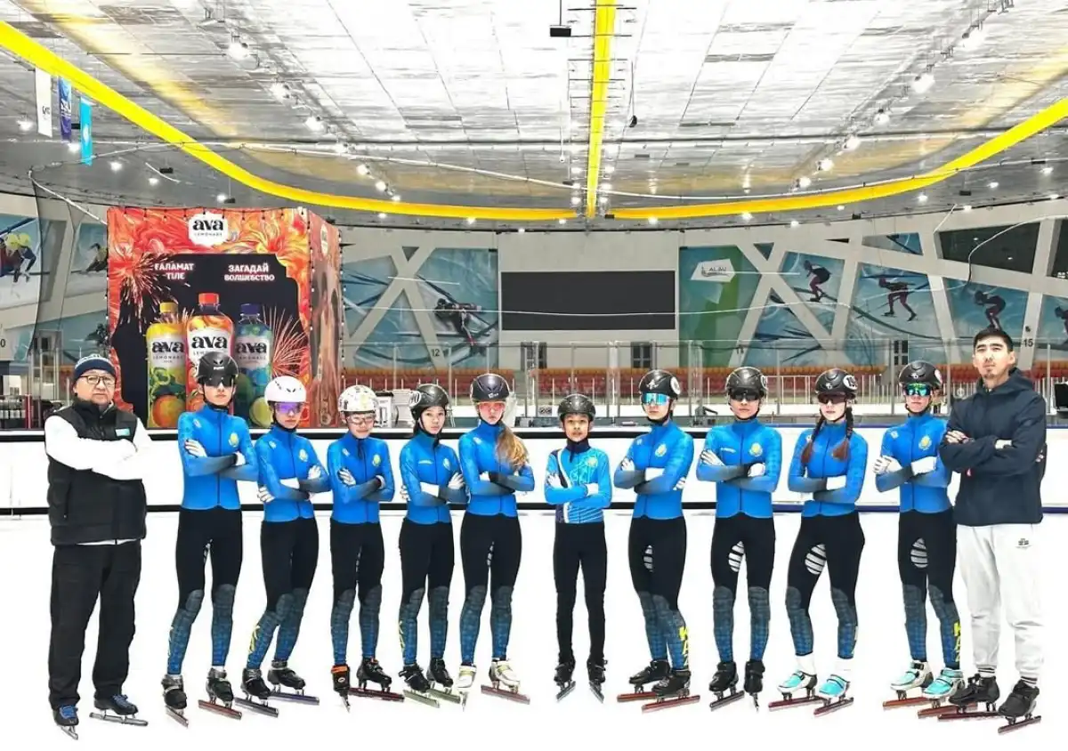 Казахстанские шорт-трекисты выиграли 4 медали в Китае