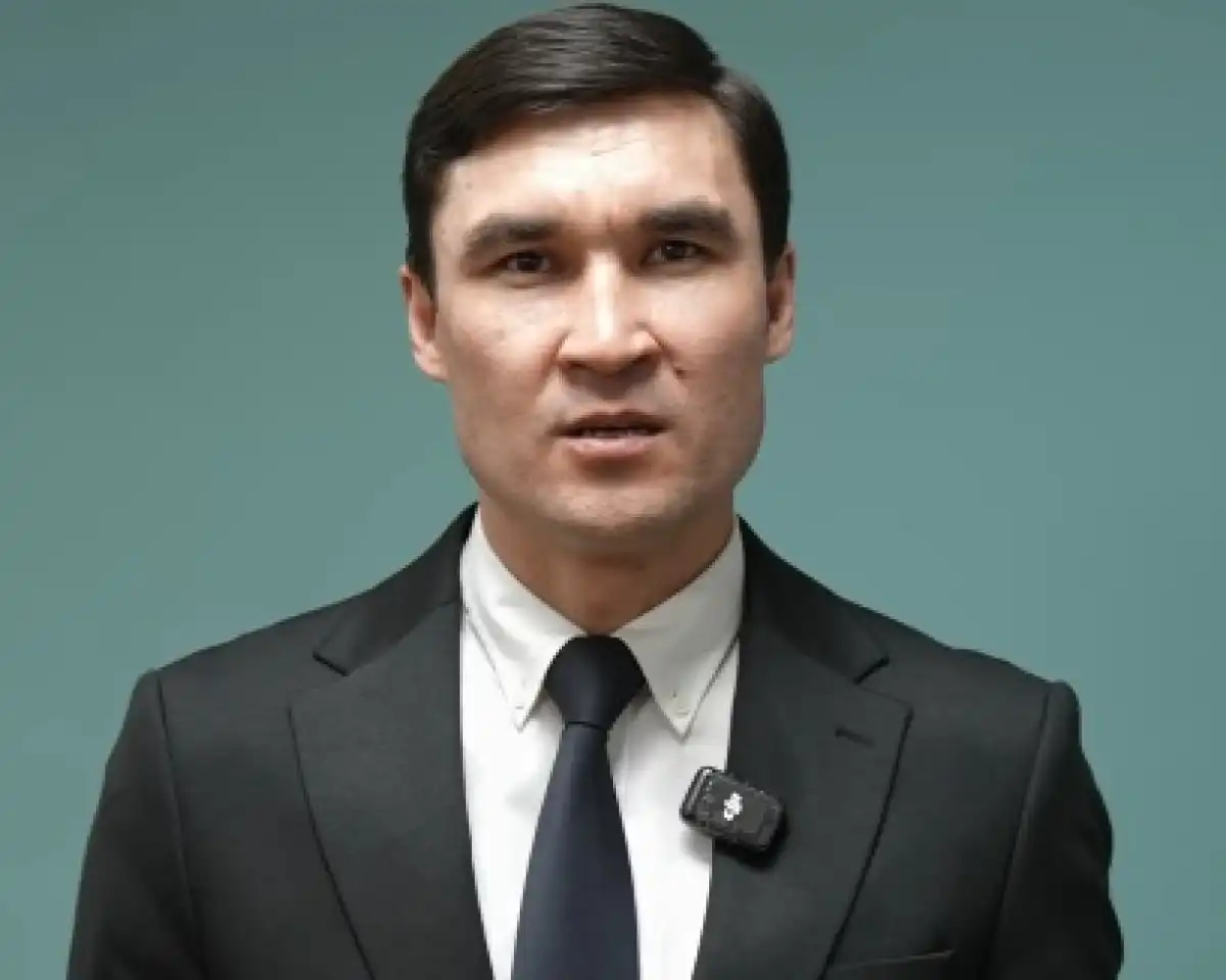 О людях с негласным влиянием и попытке незаконных ротаций заявил Сапиев