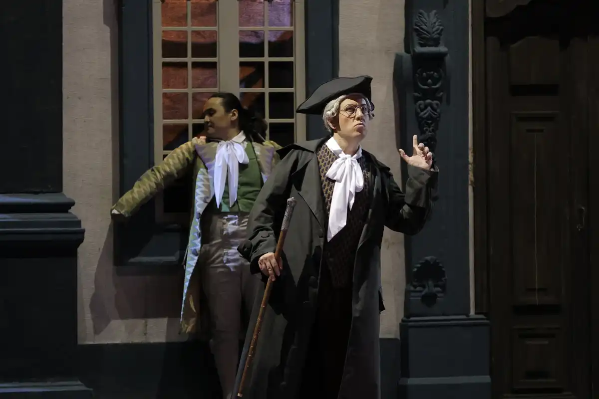 Фигаро здесь! Астанчане смогут насладиться спектаклем «Севильский цирюльник»