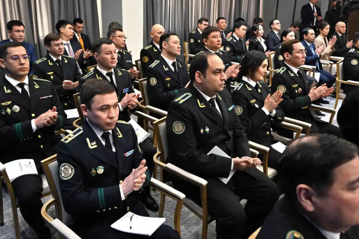 Патриотизм несовместим с коррупцией – Глава государства