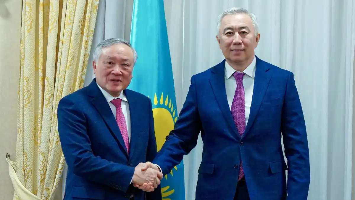 Прямой авиарейс предложили запустить между Астаной и Ханоем