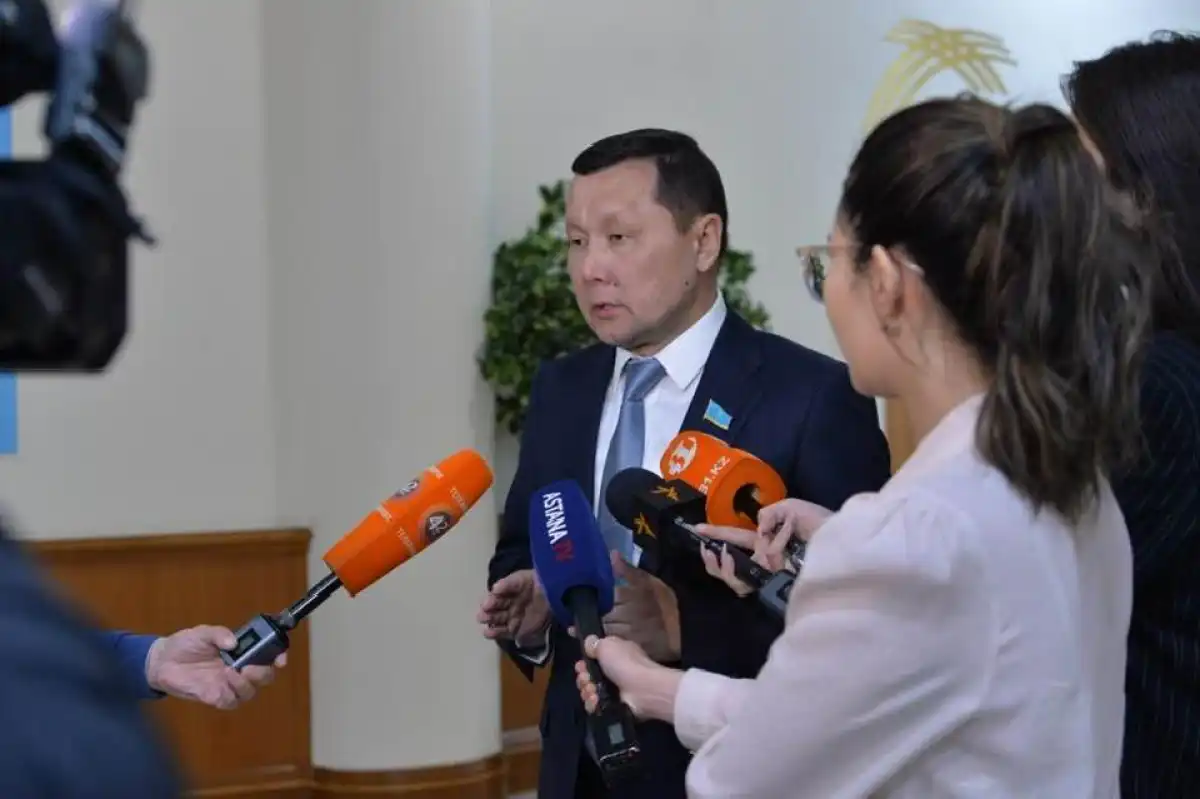 Проект Конституции закрепляет институт адвокатуры – депутат