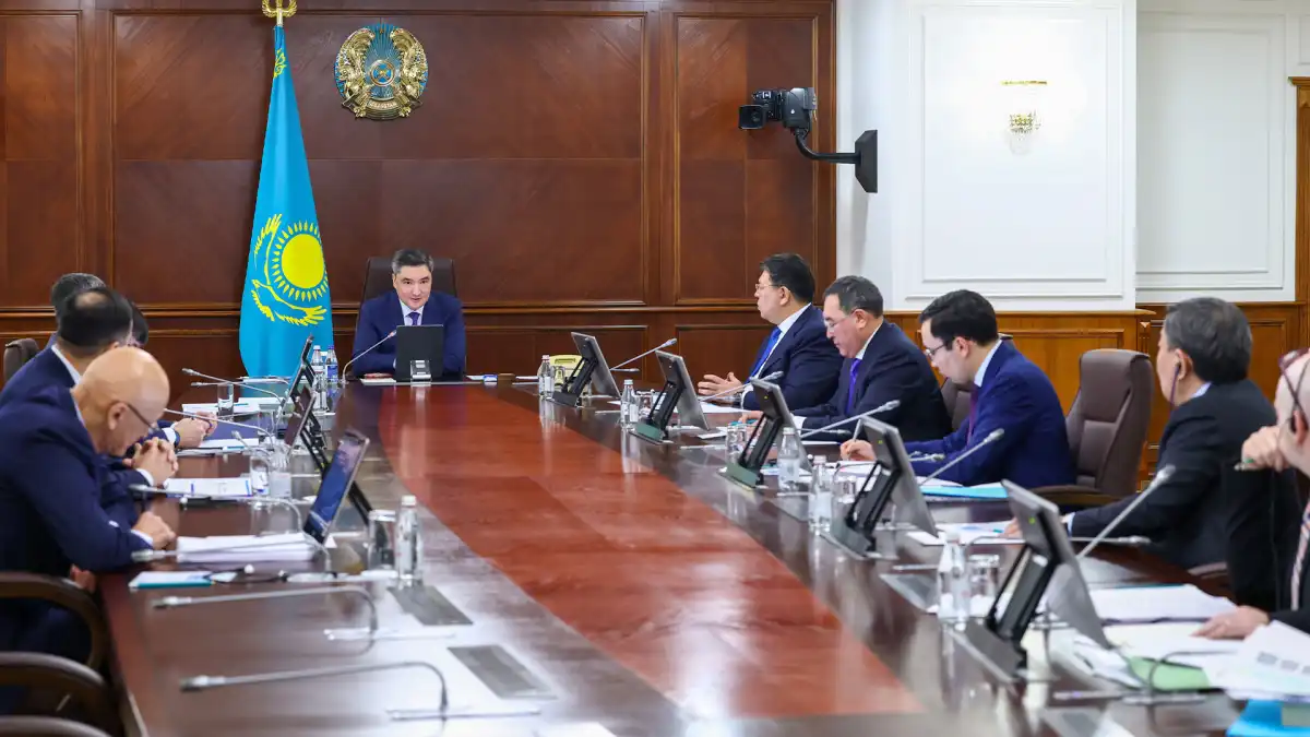 Олжас Бектенов: Закрепленные в проекте новой Конституции спецрежимы открывают новые возможности для инвестиций