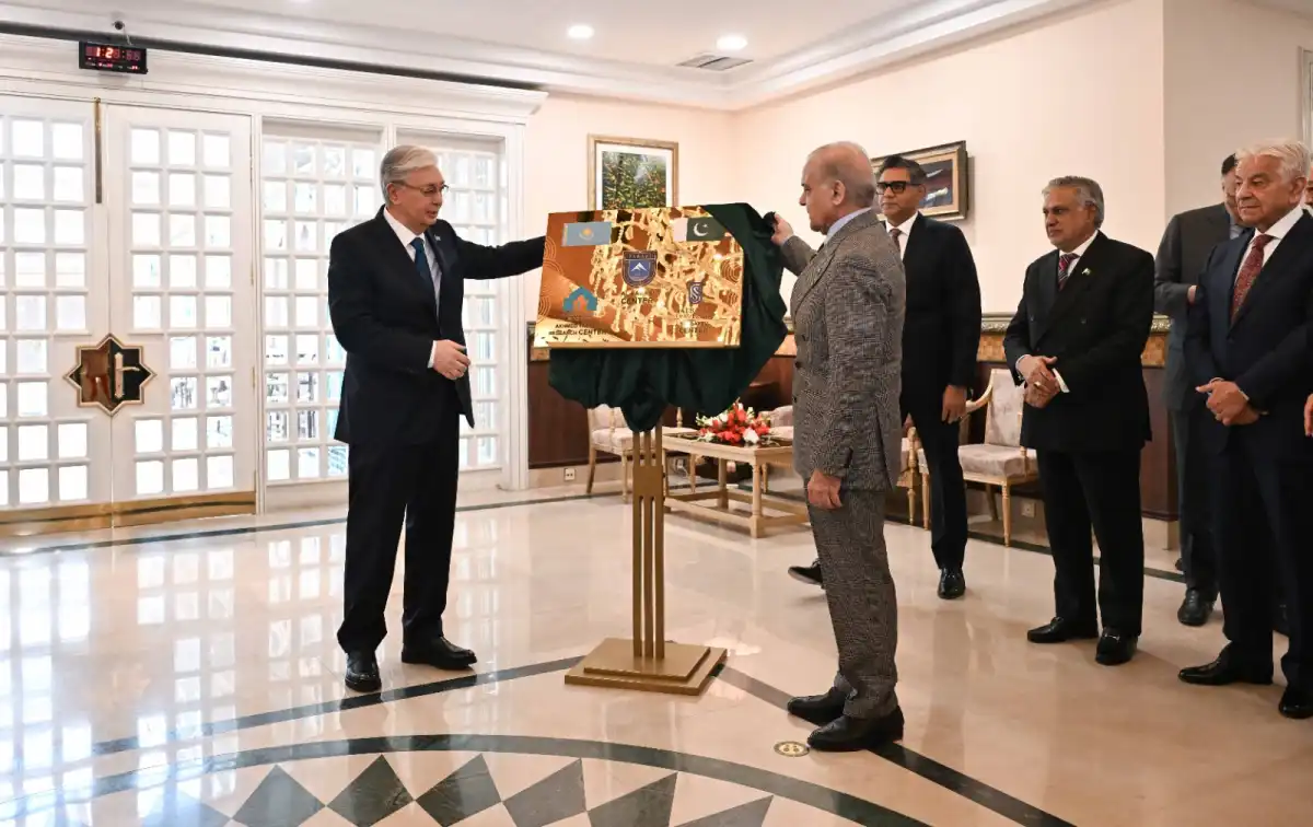 Президент Казахстана и премьер Пакистана открыли центр «Достық»