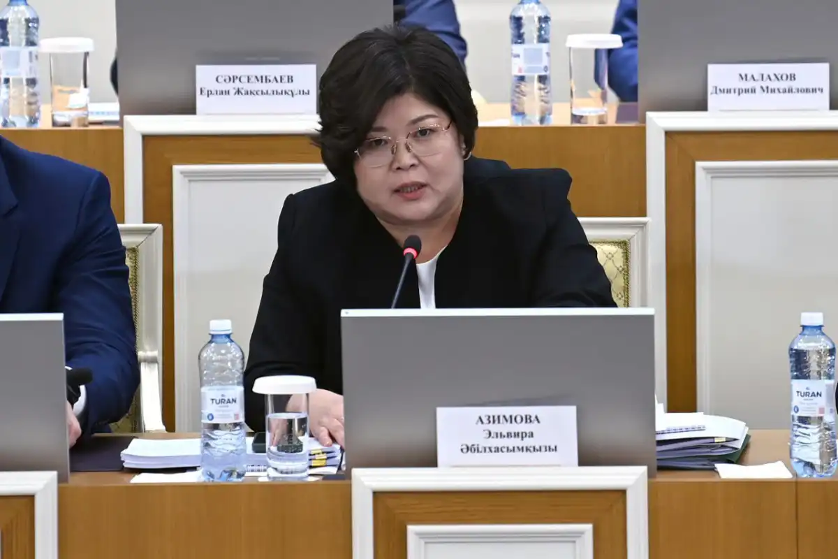 Казахстанцам покажут сравнительную таблицу предложений по проекту новой Конституции