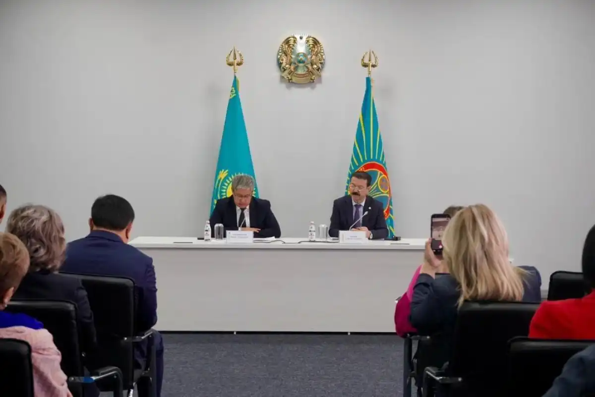 В Астане состоялось открытое обсуждение проекта новой Конституции