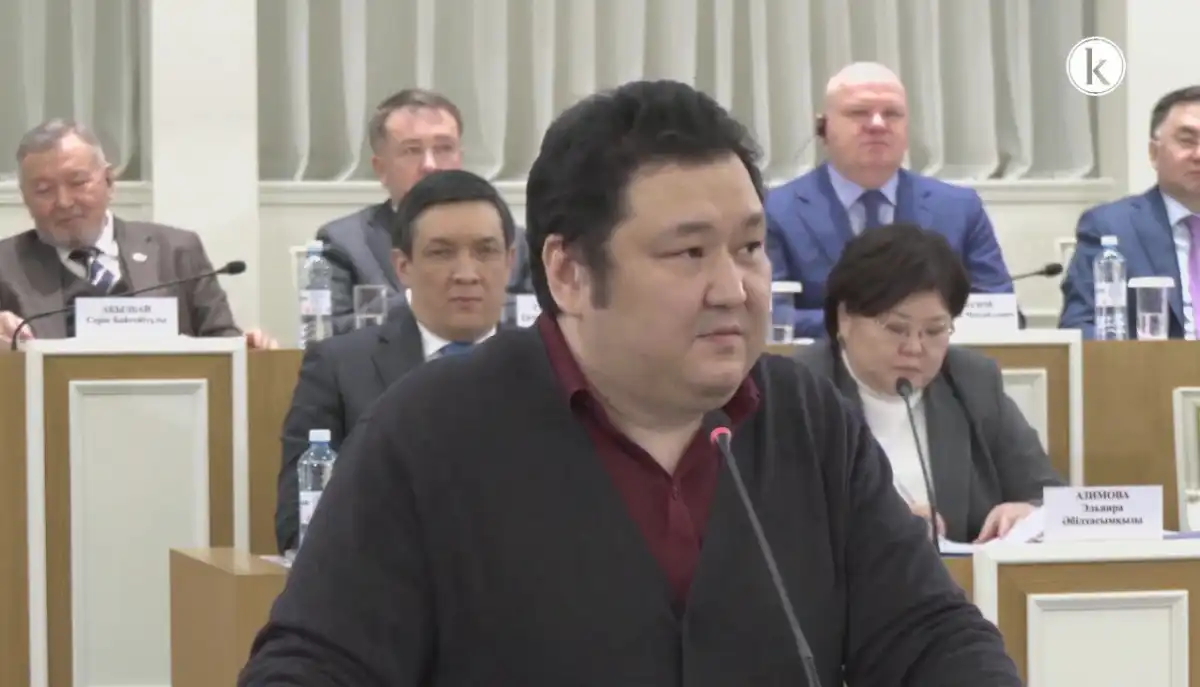 Проект новой Конституции готов для вынесения на всенародное голосование – политолог  Марат Шибутов