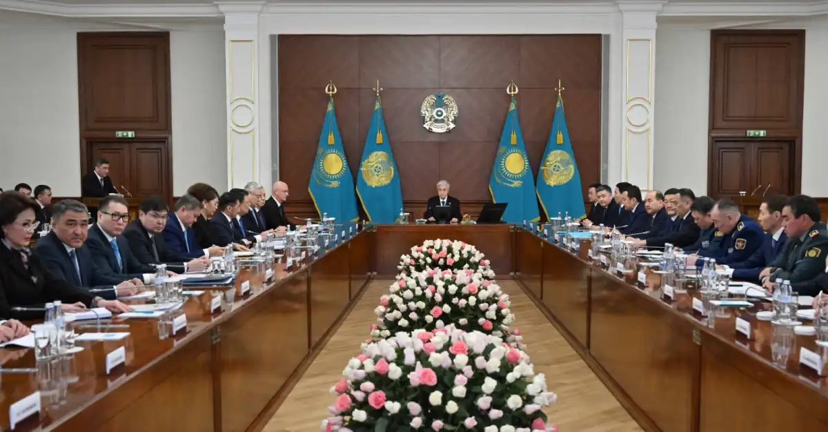 «Дело нужно делать, а не дрожать от страха» – Токаев обрушился с критикой на Нацбанк и АФМ