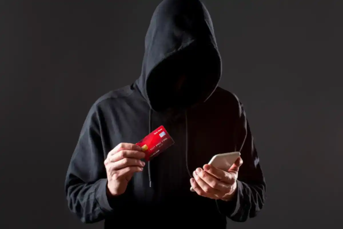 Продал счет за 12 тысяч тенге: акмолинец попал под уголовное дело