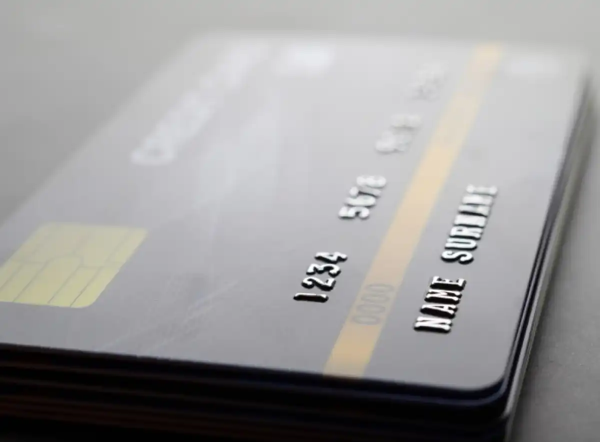 Мошенники придумали способ блокировки карт казахстанцев