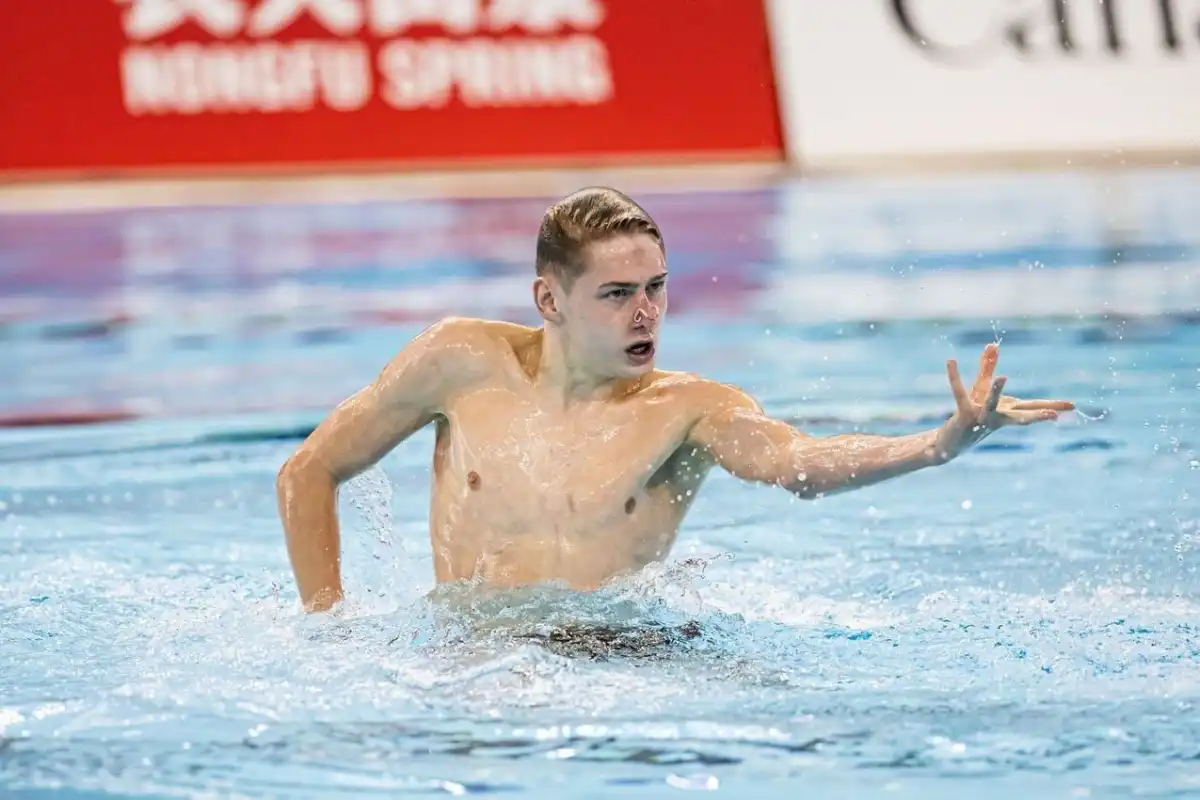 Казахстан завершил этап Кубка мира по артистическому плаванию с шестью медалями