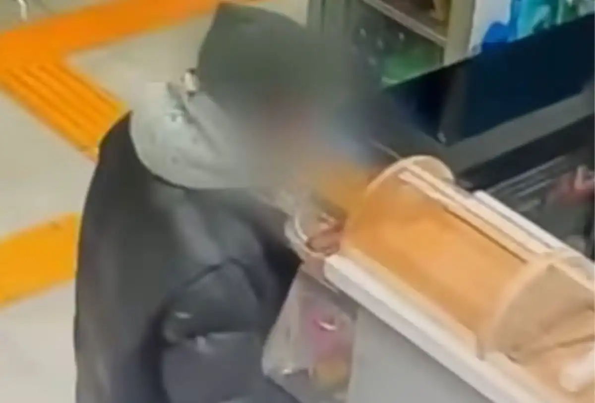 Вор «по-тихому» обчистил медицинский центр в Астане