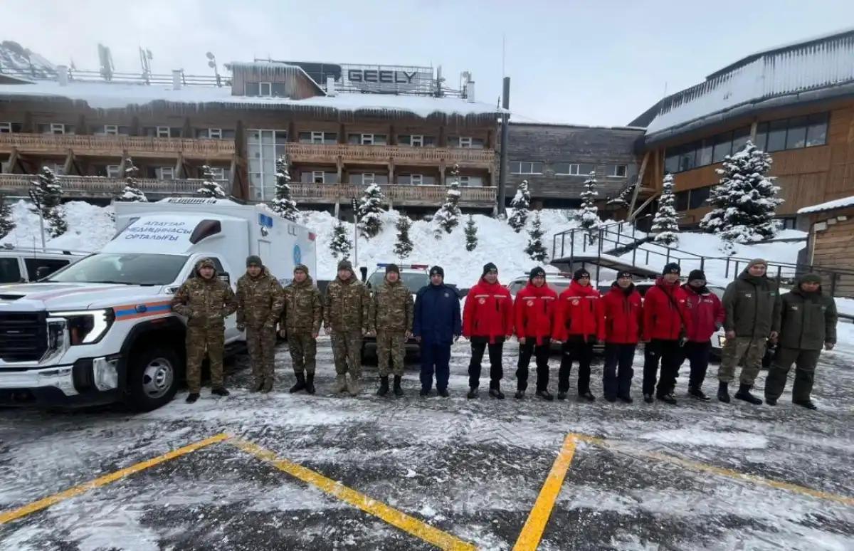 МЧС Казахстана предупреждает о лавинной опасности в горах