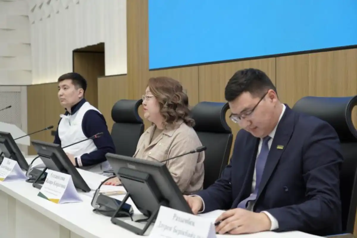 Проект новой Конституции обсудили со студентами КазАТИУ