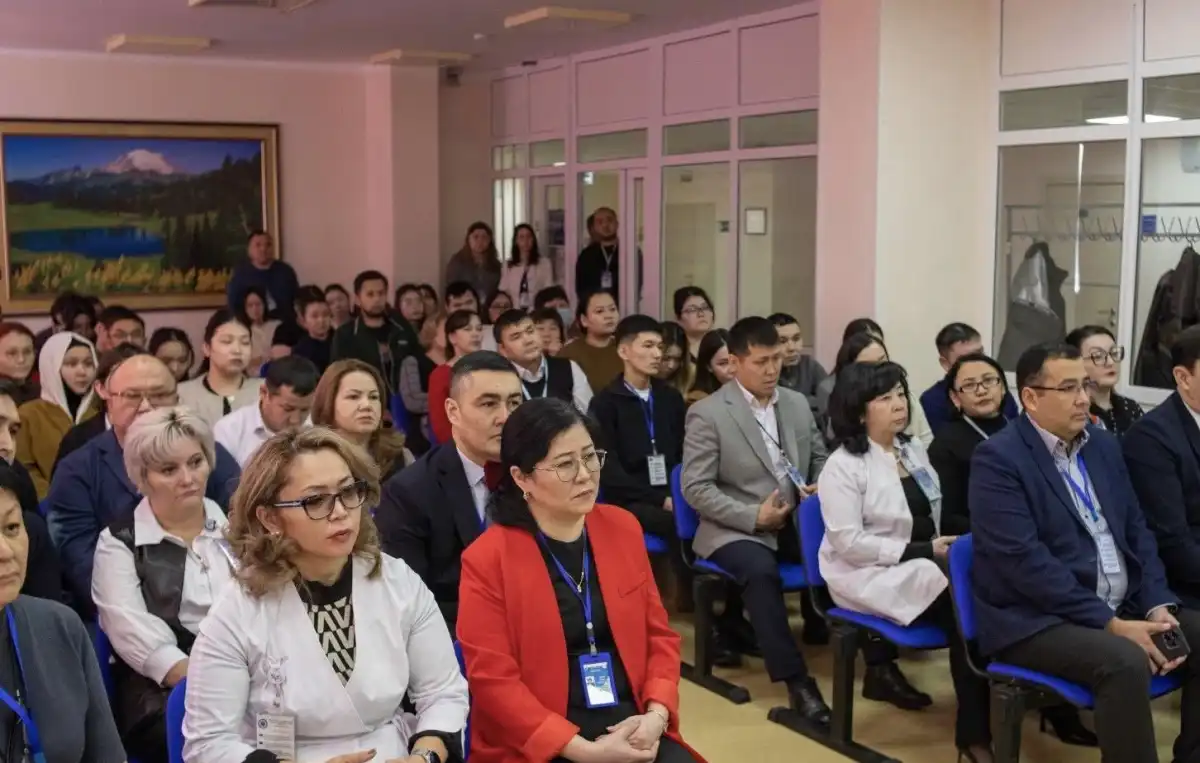 Столичные медики обсудили нормы проекта новой Конституции, касающиеся сферы здравоохранения