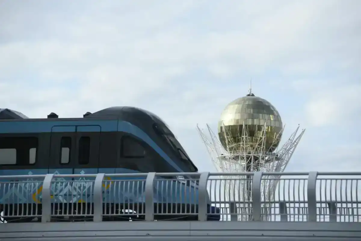 Астанчанам предлагают работу в LRT