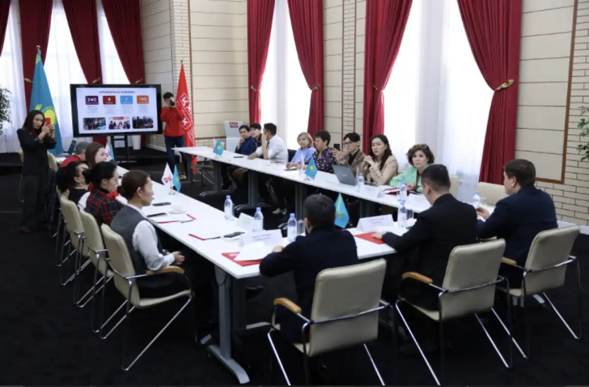 Социальная справедливость как ключевой принцип: в НПК обсудили проект новой Конституции