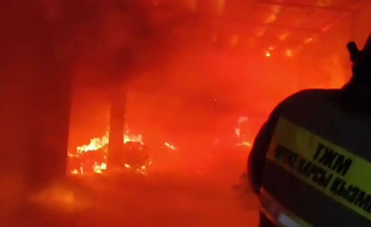 Ликвидирован пожар на птицефабрике в Актобе