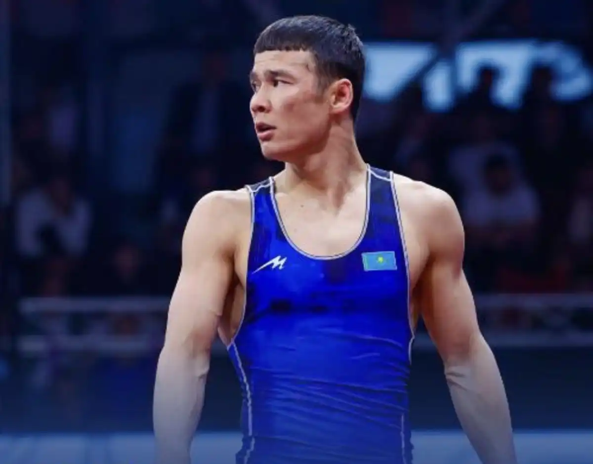 Казахстанский борец Мейржан Шермаханбет завоевал золото на турнире в Албании