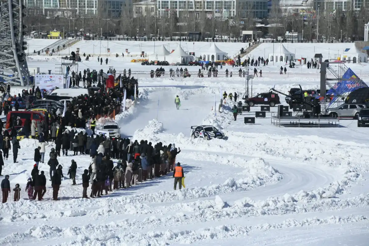Лед, скорость и драйв: в Астане проходит ралли-кросс «Самурык-2026»