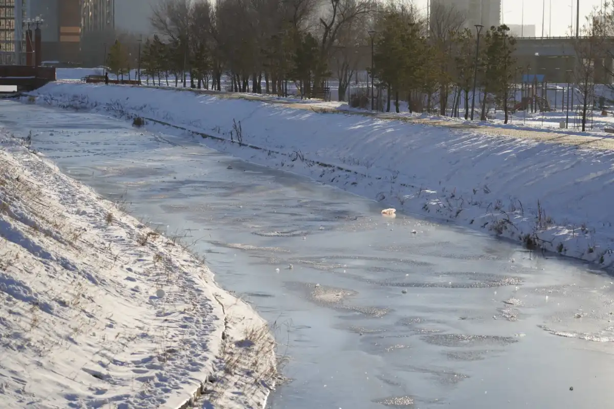 Более 600 тонн материалов доставлено для защиты Астаны от паводков