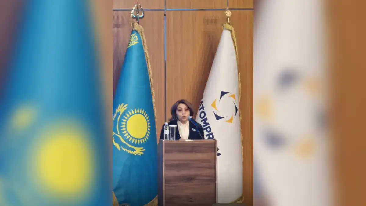 Сенатор Бибигуль Жексенбай провела встречу с коллективом АО «КазатомПром» в преддверии референдума