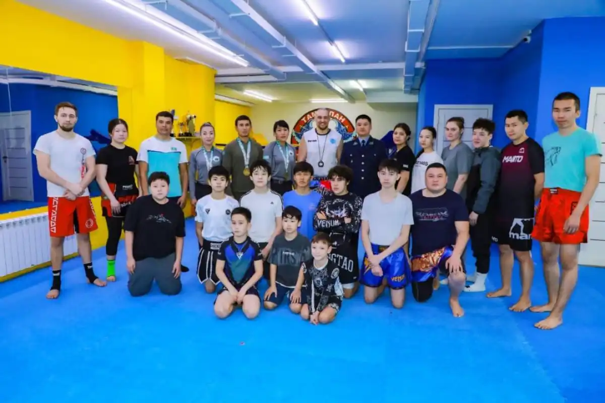 Призеры UAE SWAT Challenge встретились с юными кикбоксерами Астаны