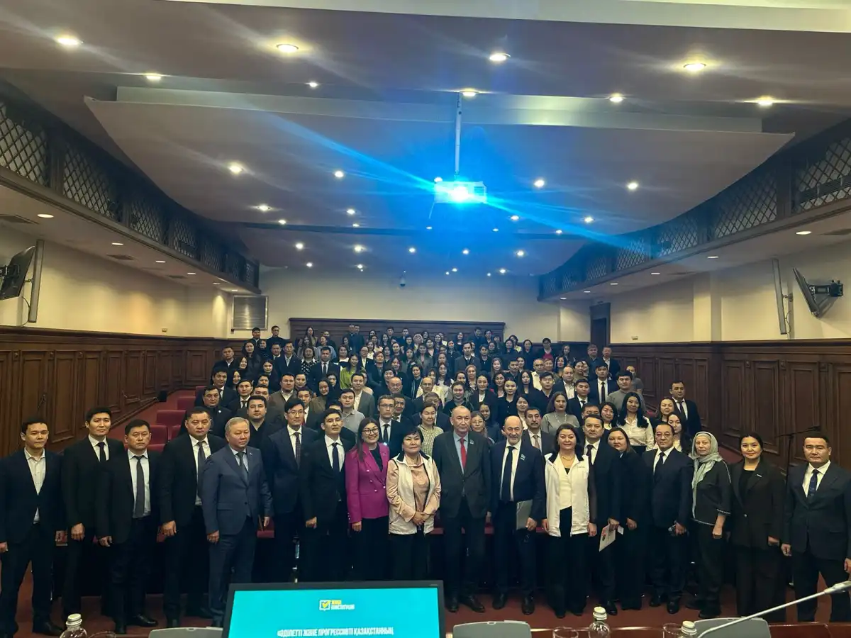 Представители Общенациональной коалиции встретились с коллективом Минэкологии РК