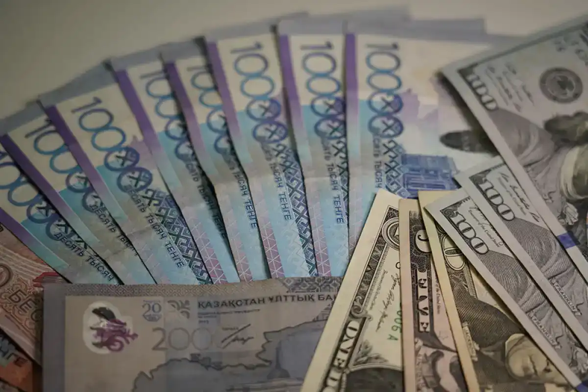 Курс валют в обменниках Астаны на 7 марта