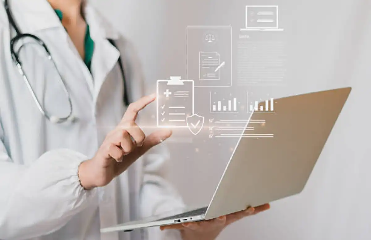 Качество медицины будут контролировать с помощью ИИ в Казахстане