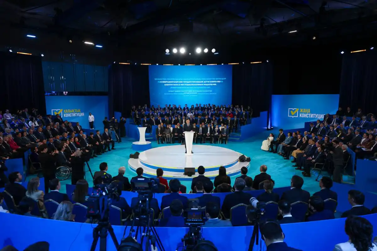 Большинство казахстанцев поддерживают новую Конституцию – Коалиция