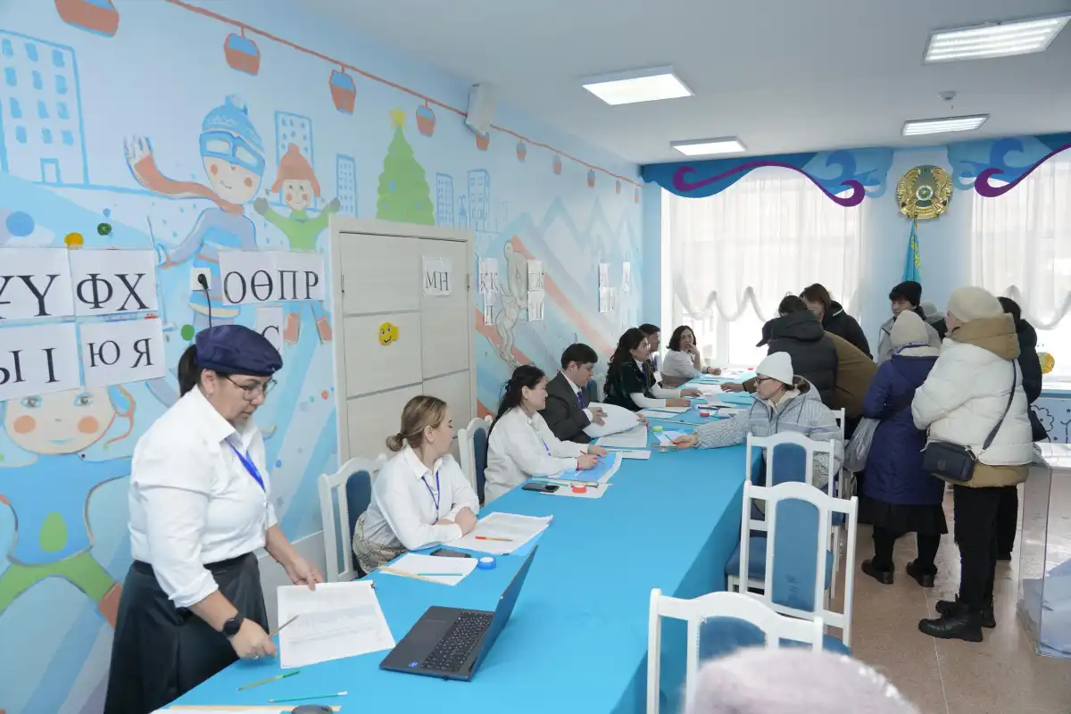 Миссия наблюдателей СНГ следит за ходом референдума в Астане
