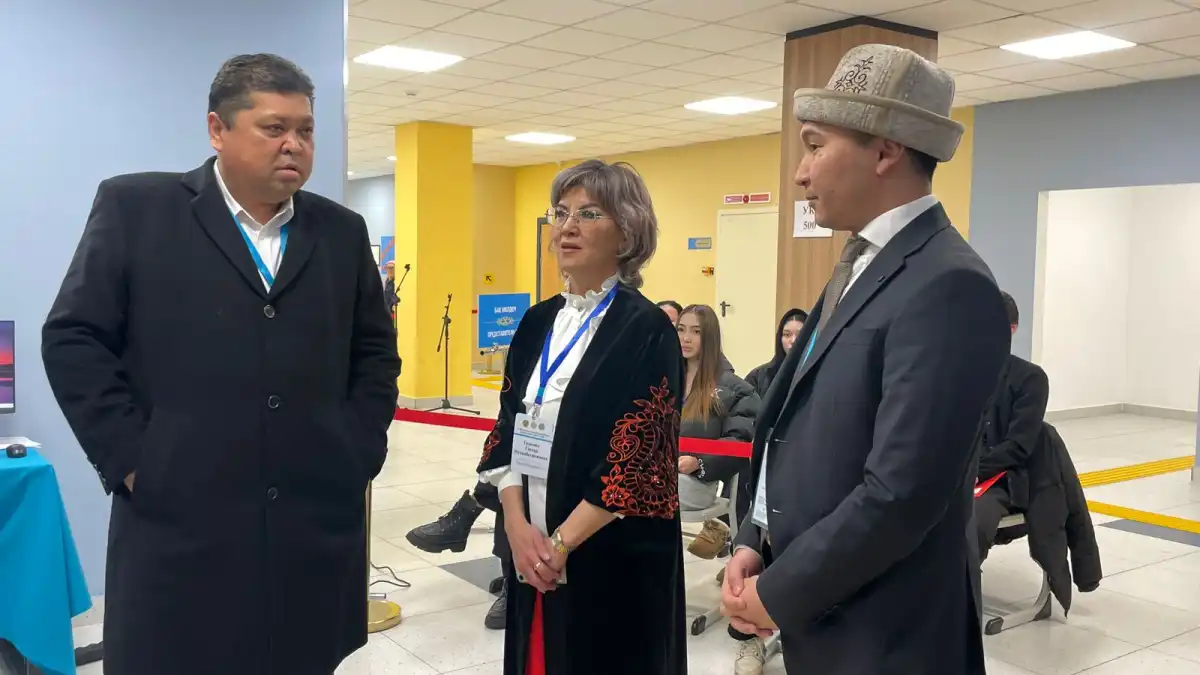 Активность высокая, атмосфера праздничная: председатель ЦИК Кыргызстана о референдуме в Астане