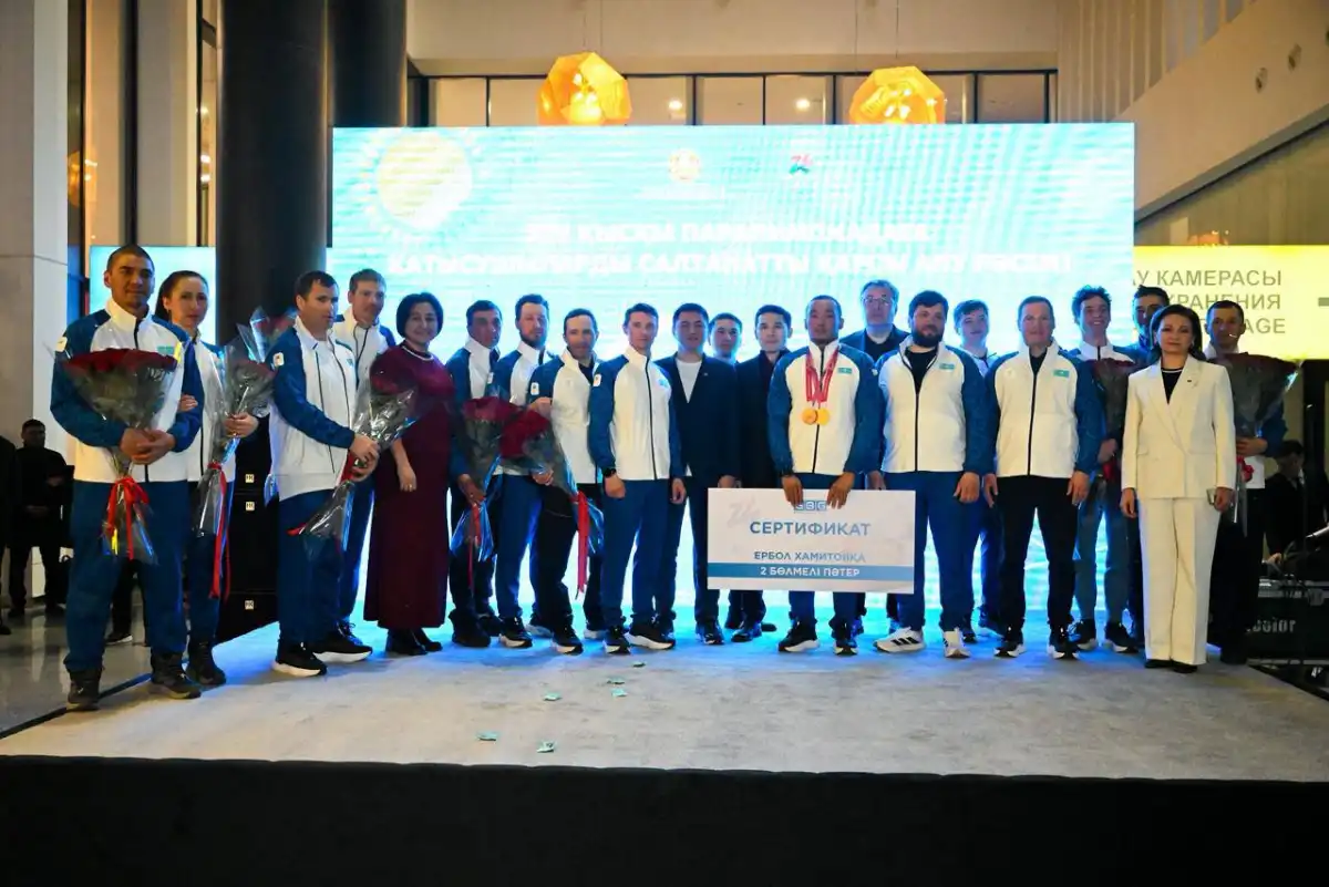 Паралимпийскому чемпиону Ерболу Хамитову подарили квартиру в Астане